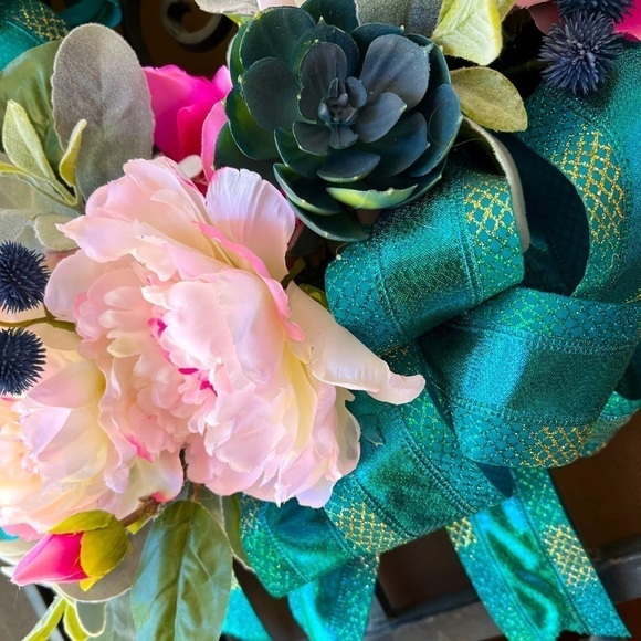 MAGNOLIA, PEONY, SUCCULENTS AND LAMBS EAR HANDCRAFTED WREATH - Picture 2 of 7